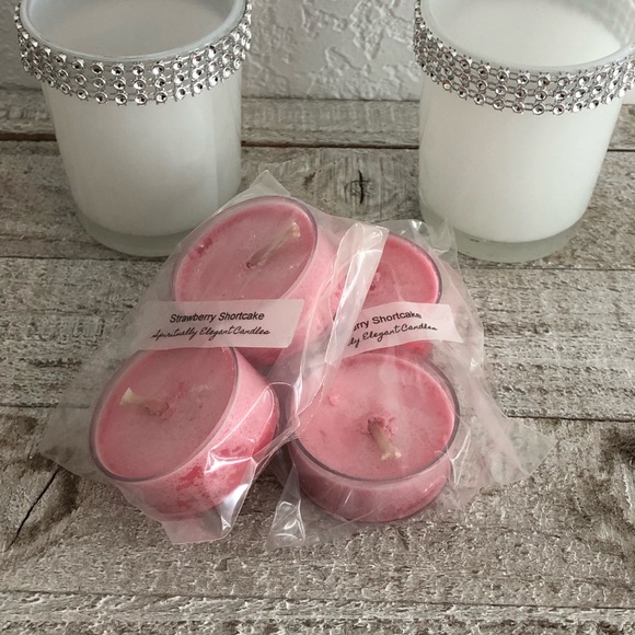 Strawberry 🍓 Shortcake Soy Tealights | 4 Pack - Picture 3 of 3